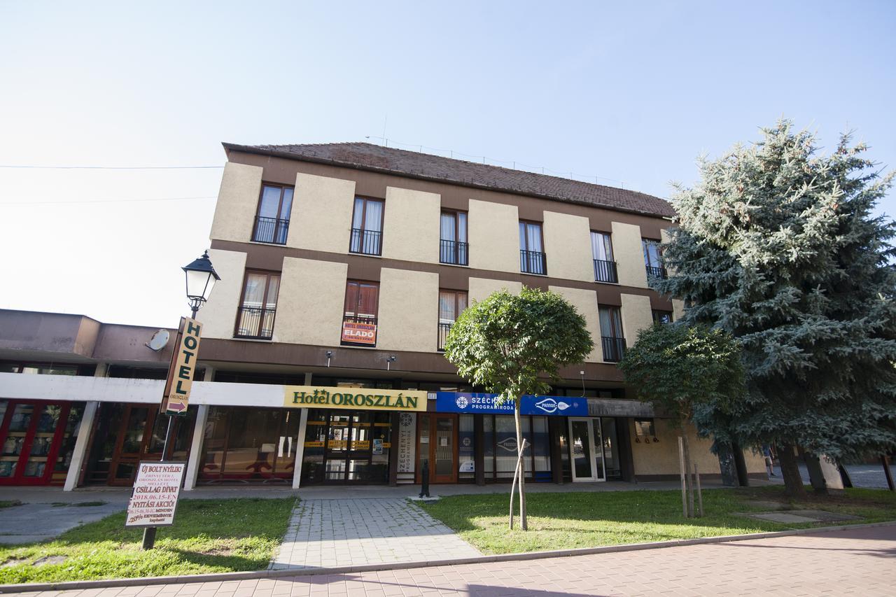 Hotel Oroszlan Szigetvár Dış mekan fotoğraf